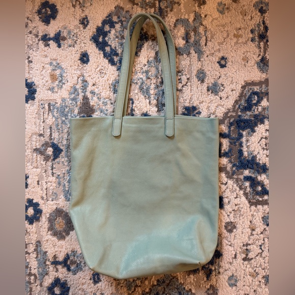 Leather Baggu Tote - Picture 3 of 7